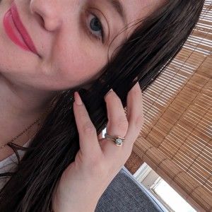 Meet your Posher, Kay